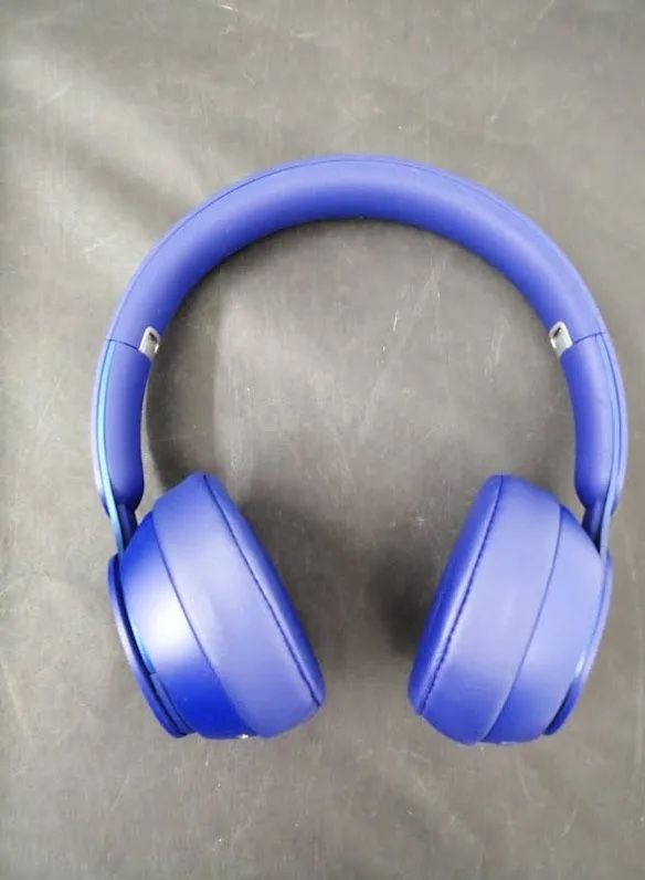 Beats By Dr. Dre Beats Solo Pro Noise cancelling Headphone Bluetooth with microphone Dark Blue