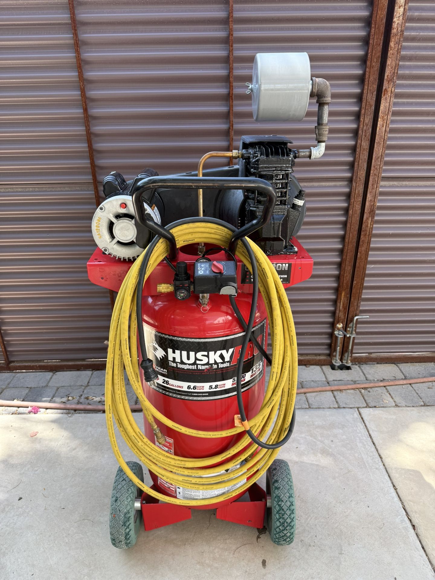 Husky 26 Gallon Oil Lubed Belt Drive Portable 110v Air Compressor