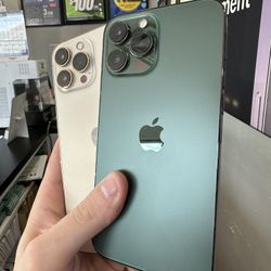 Unlocked iPhone 13 Pro Max 512GB - All Colors