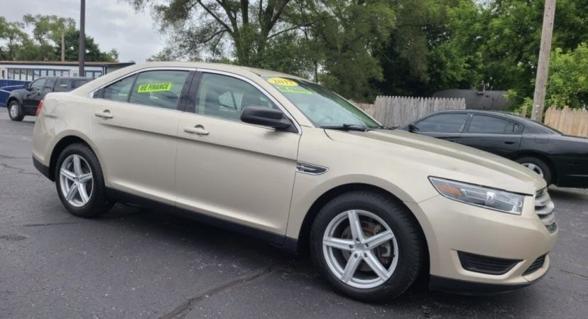 2017 Ford Taurus