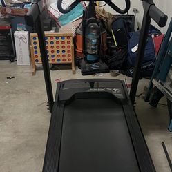 Like New Treadmill!! 