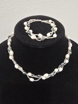 Hand Made Necklace And Bracelet Set