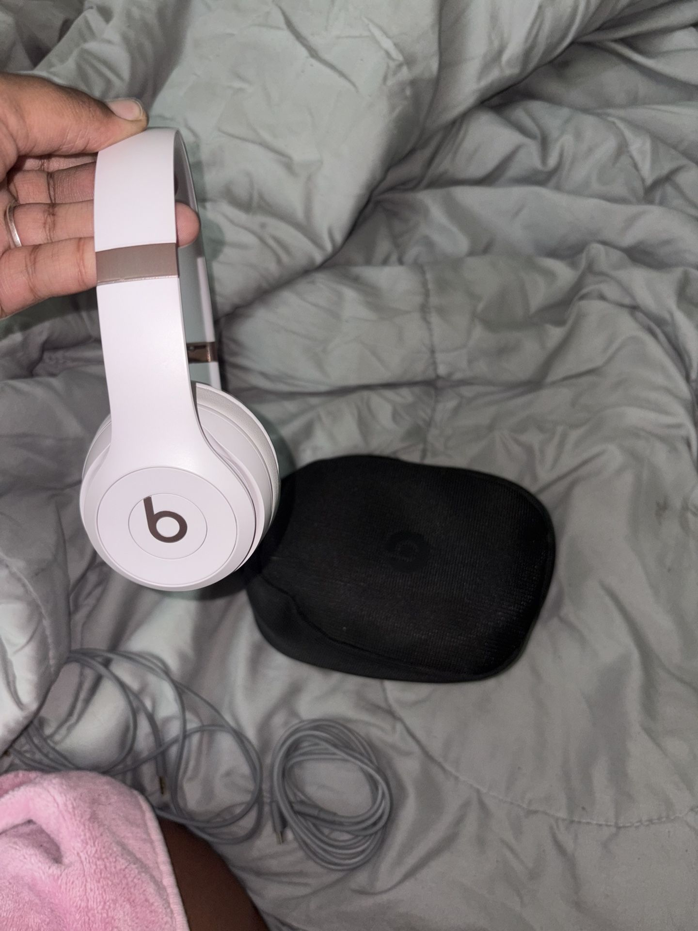 Beats Solo 4