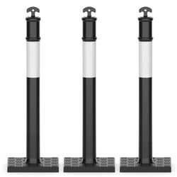 Delineator Post With reflectors