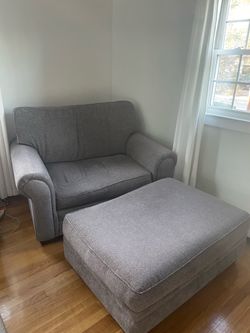 2 oversized chairs and ottomans
