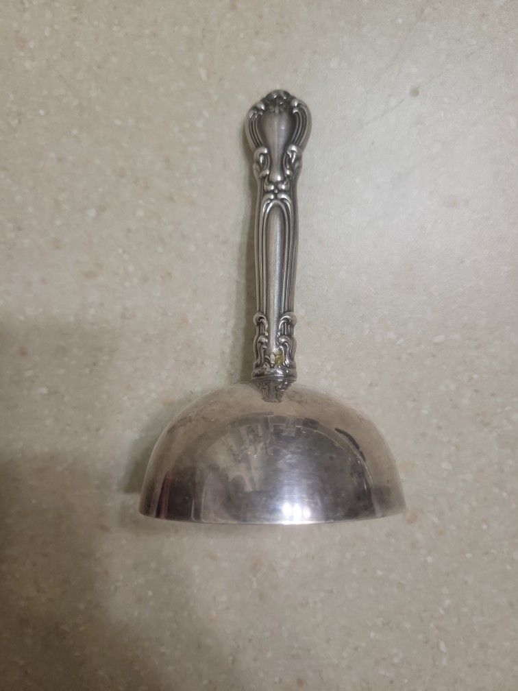 Vintage Sterling Silver Handle Dinner Bell. Weight is 100.9 Grams