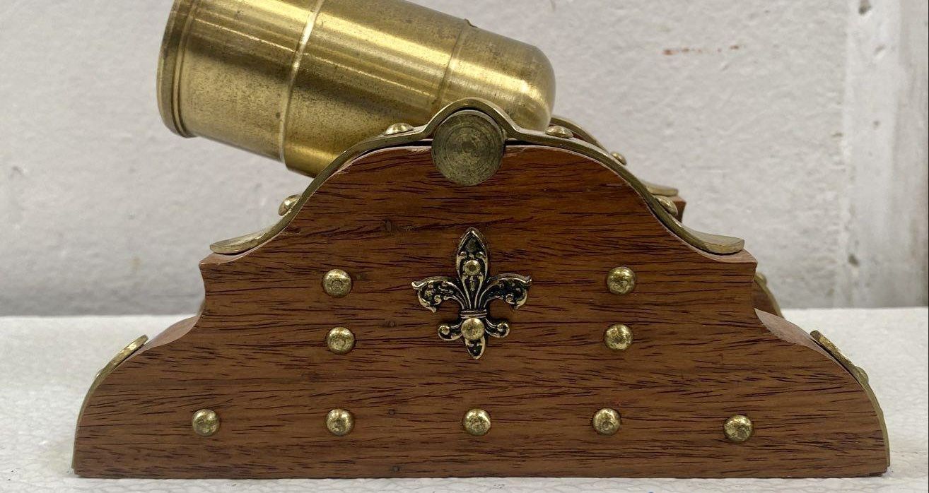 1989 Brass & Wood Mortar & Bed Miniature 
