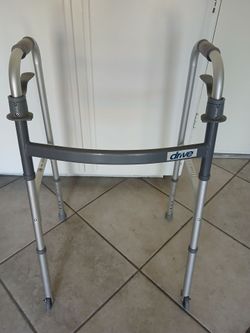 Aluminum folding walker