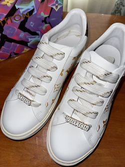 gold sneakers louis