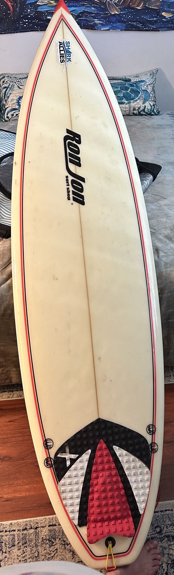 Surf Board Ron Jon 6’3” New Bag