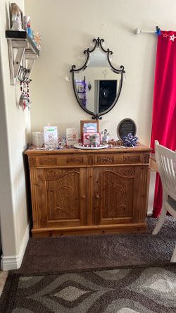 Custom Hutch