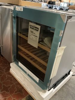Liebherr WU-4500 Undercounter Wine Fridge - Open Box