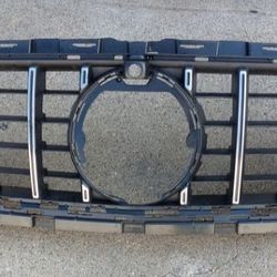 2020 2021 2022 2023 MERCEDES BENZ E CLASS GTR FRONT BUMPER GRILLE GRILL
