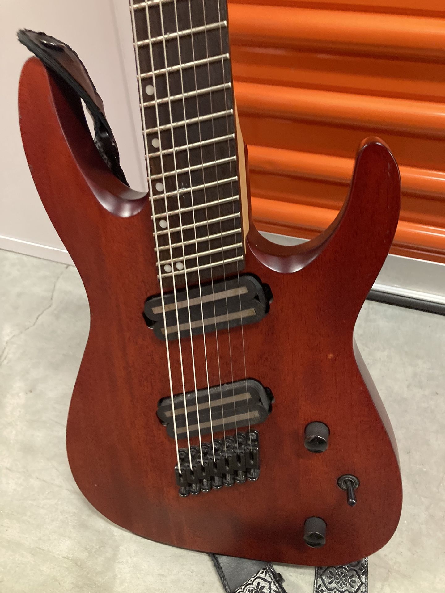 Jackson dinky 7 String Multiscale