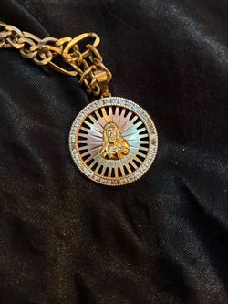 10k Gold Pendant
