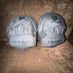 Mitts 