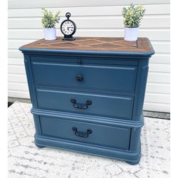 Beautiful Blue Modern Dresser