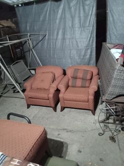 2 Candice Olson Chairs And Foot Rest 