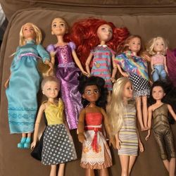 10 Barbie Dolls