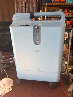Phillips Everflo OP1 Oxygen machine