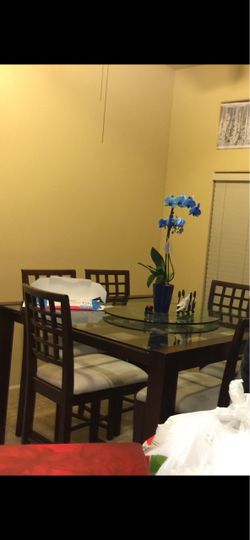 Dining table set for sale