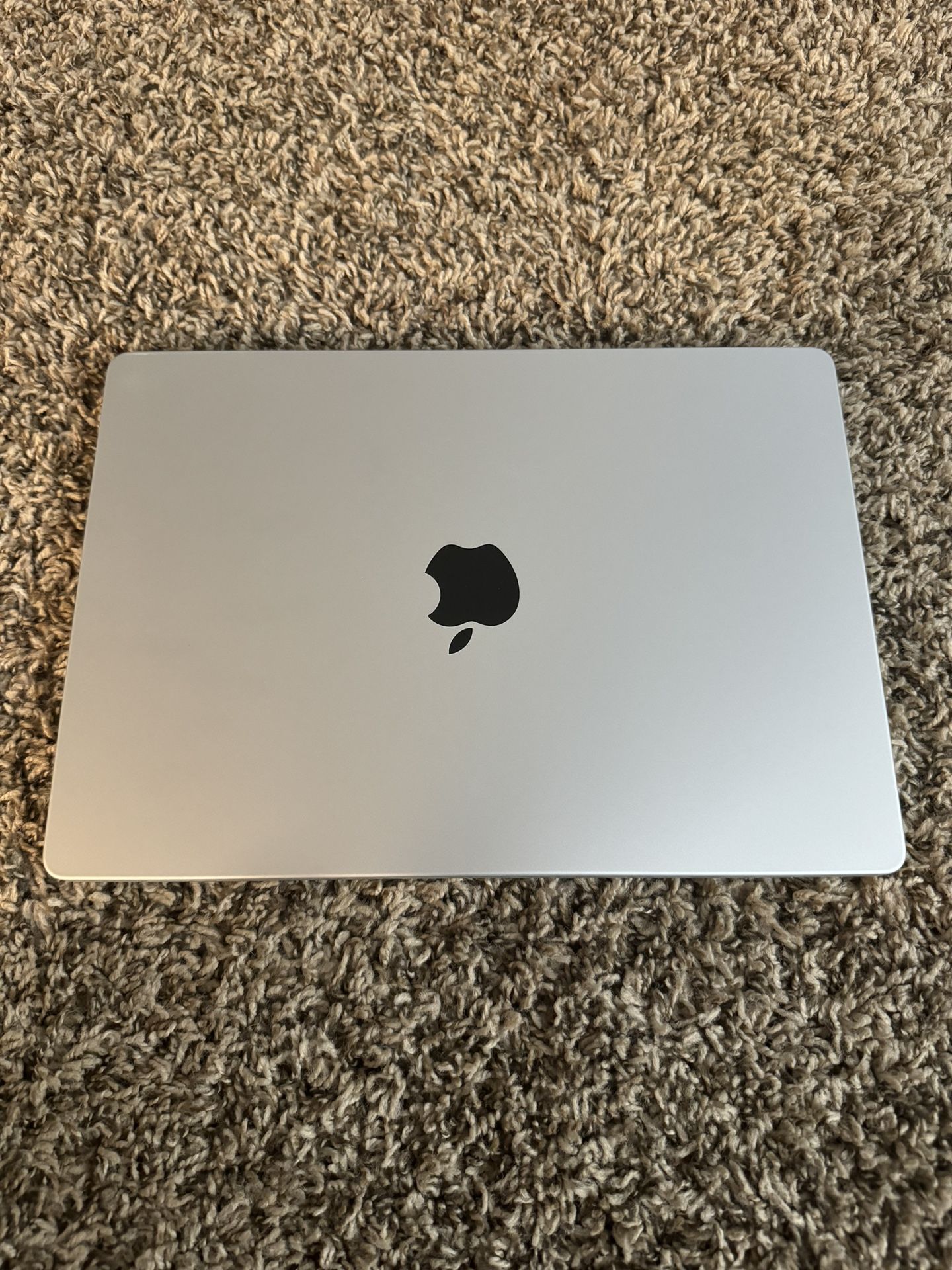 14” MacBook Pro (M3 Pro Chip) 18gb 512gb