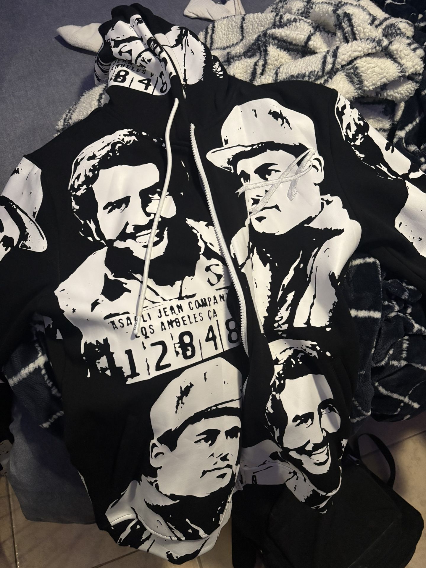 assali hoodie
