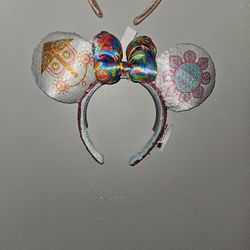 Disney Minnie Ears - Its A Small World