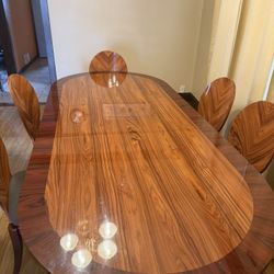 Dinning Table 