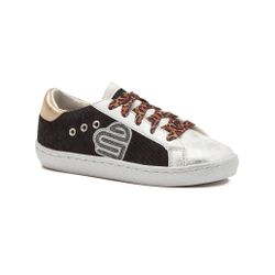 NWOT Justice Big Girl Low Court Sneaker, Size 3