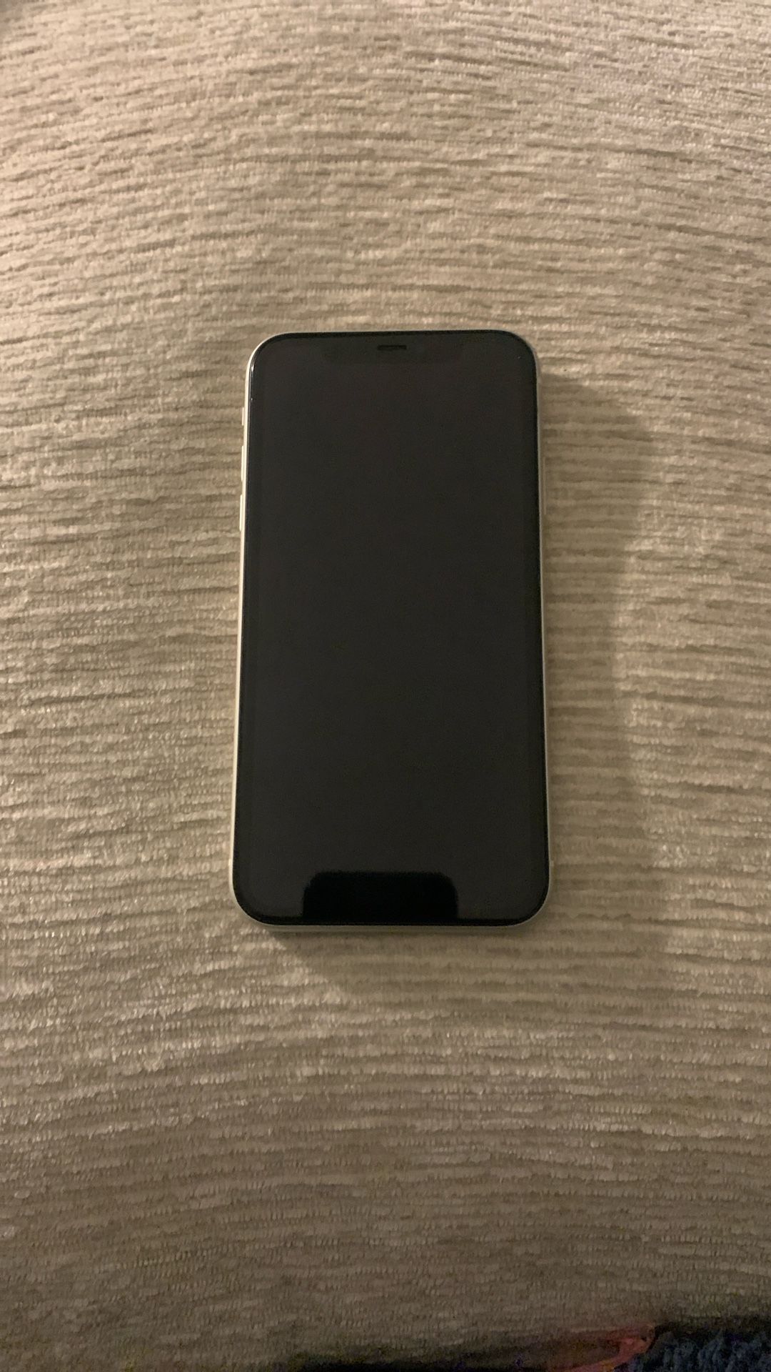 iPhone 11 (White) 64GB