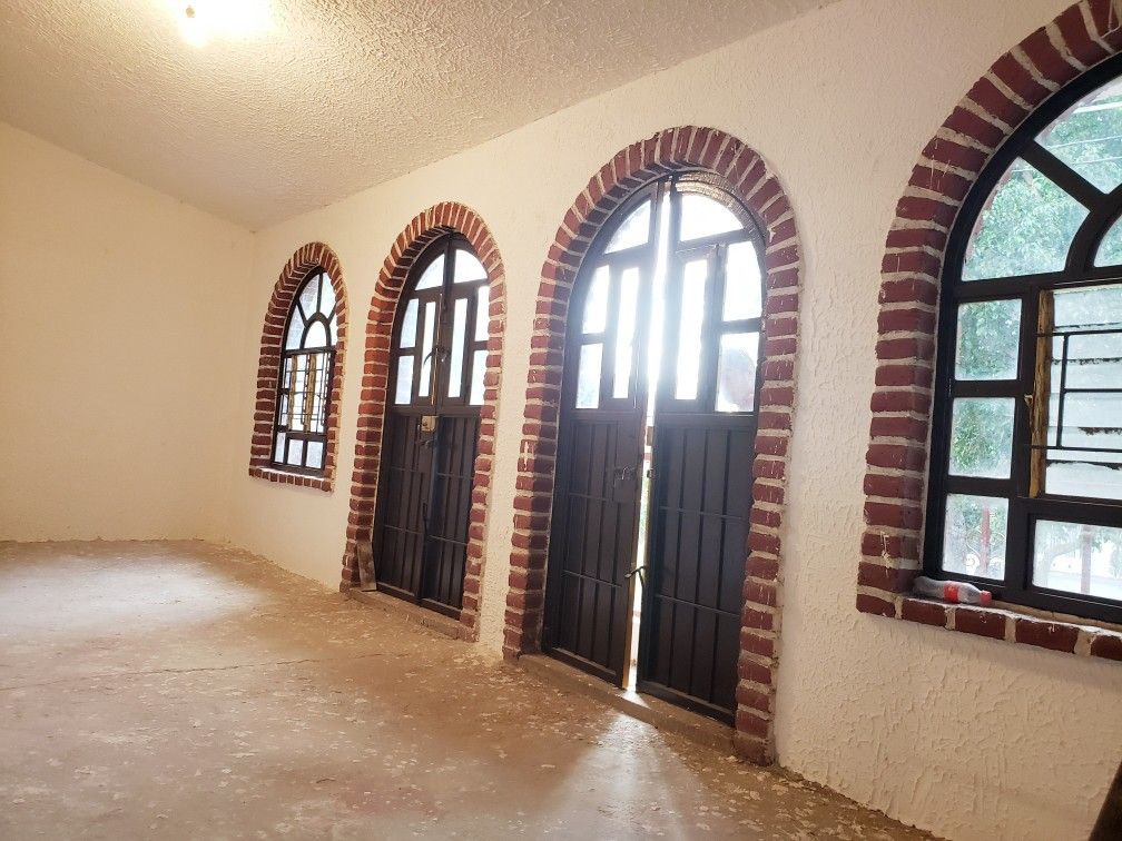 House for sale in Zamora, Michoacán. Mex for Sale in CRYSTAL CITY, CA