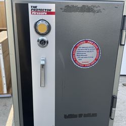 The Protector Firesafe Model 1190