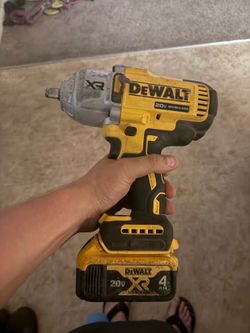 XR DeWalt half inch impact and 4ah battery
