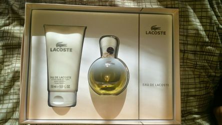 LaCoste women perfume set
