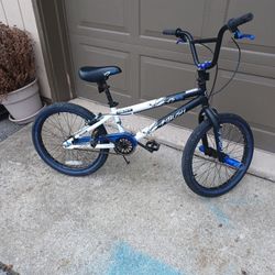 Freestyle 20  Inch  Kent  Bicycle