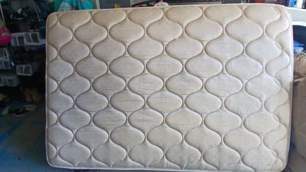 Full size mattress for free
