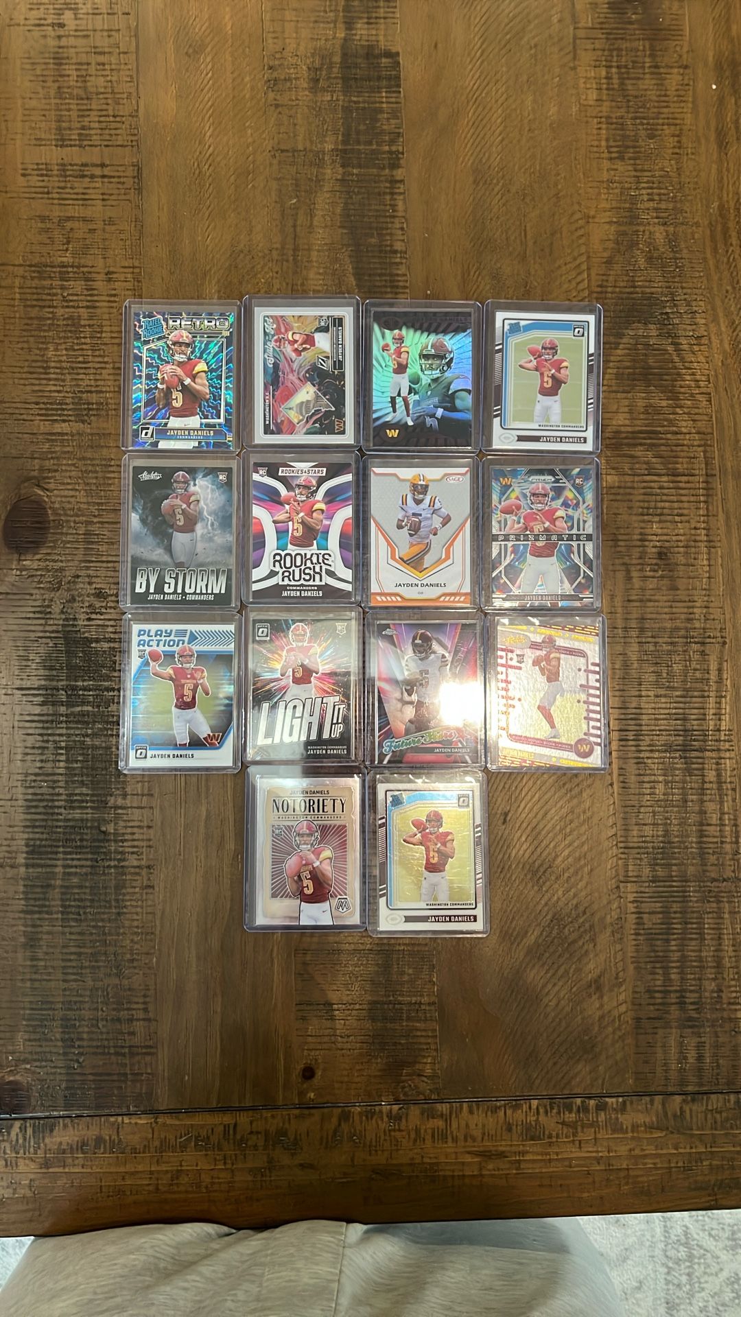 Sports cards/football cards/collectibles/trading cards/Jayden Daniels