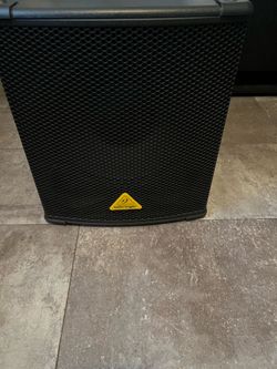Behringer Eurolive B1200D-PRO 500W Active Subwoofer
