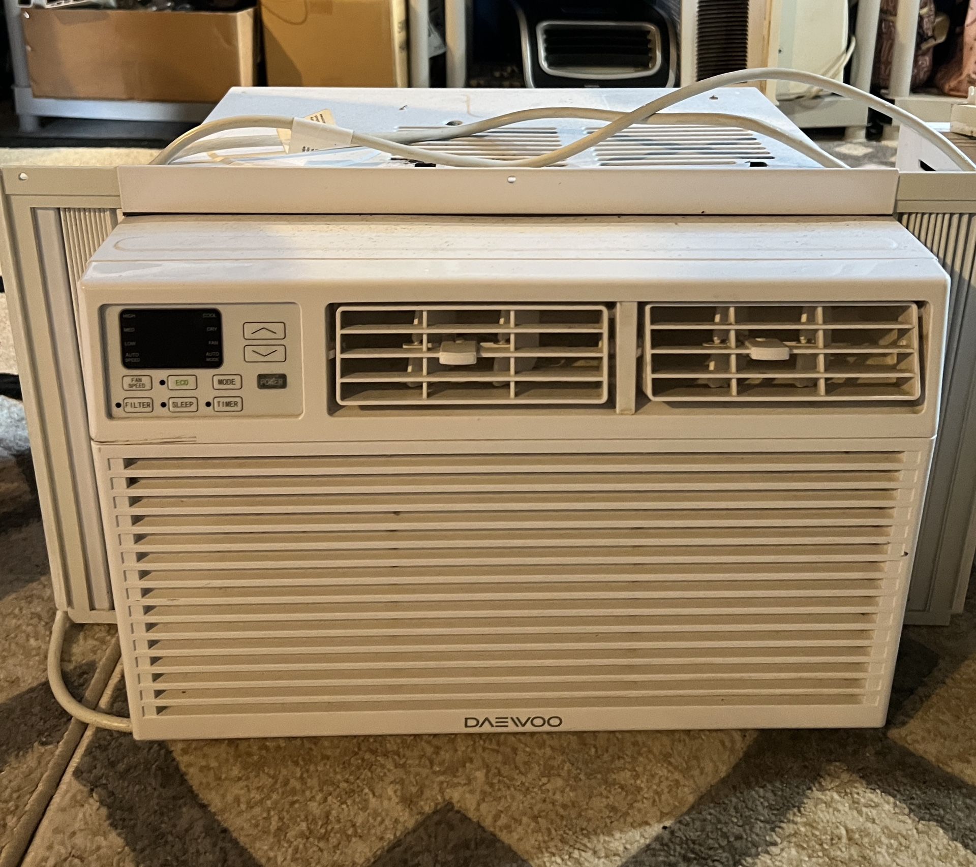 Daewoo Air Conditioner (White)