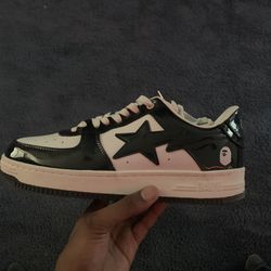 black and white bapesta