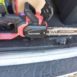 Craftsman 20 Volt 12in Chainsaw Plus Battery And Charger 