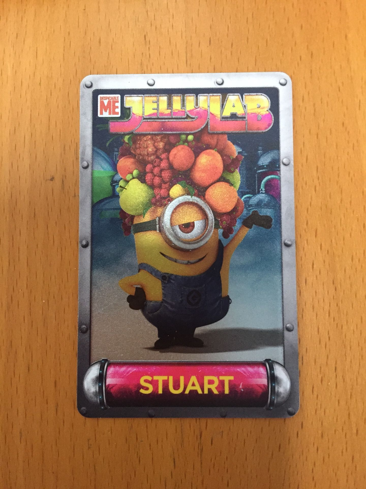 Minions Dave and busters holo Stuart