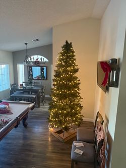 9’ Christmas Tree