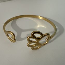 (100 Qty) 18k Gold Plated Dog Paw Bracelets