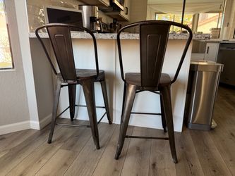 Set of 2 metal barstools