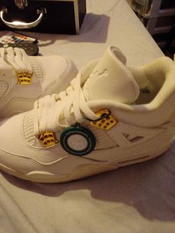 Air Jordans for sale, they were only worn once