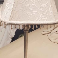 Like New Beautiful Lamp  Side Table Or Nightstand.