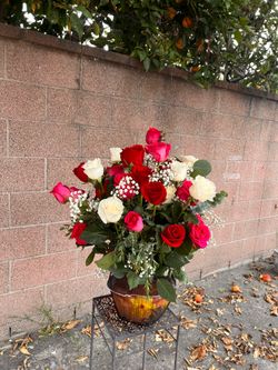 @edenbycoti flower arrangements