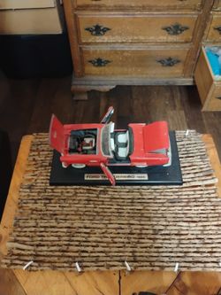 Die Cast Metal 1955 Ford Thunderbird 
